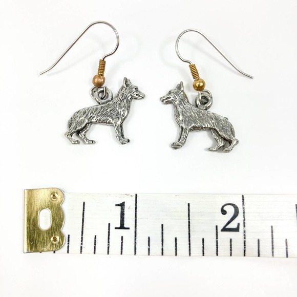 Mirrored Pair of German Shepherd Charm Earrings w silver tone Fishhook backs - Picture 4 of 4